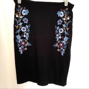 & Golf Pencil Skirt Embroidered Black Medi…